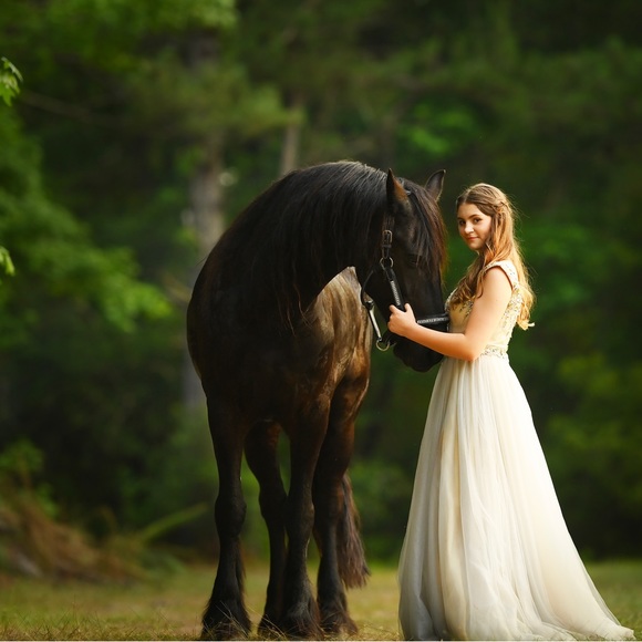 Meet your Posher, Kate - Picture 5 of 16